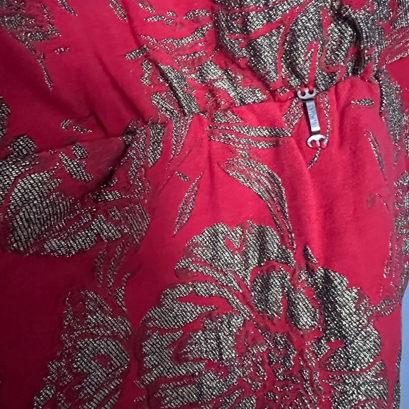 Kate Hudson Happy X Nature sustainable brand embroidered dress - Picture 12 of 13